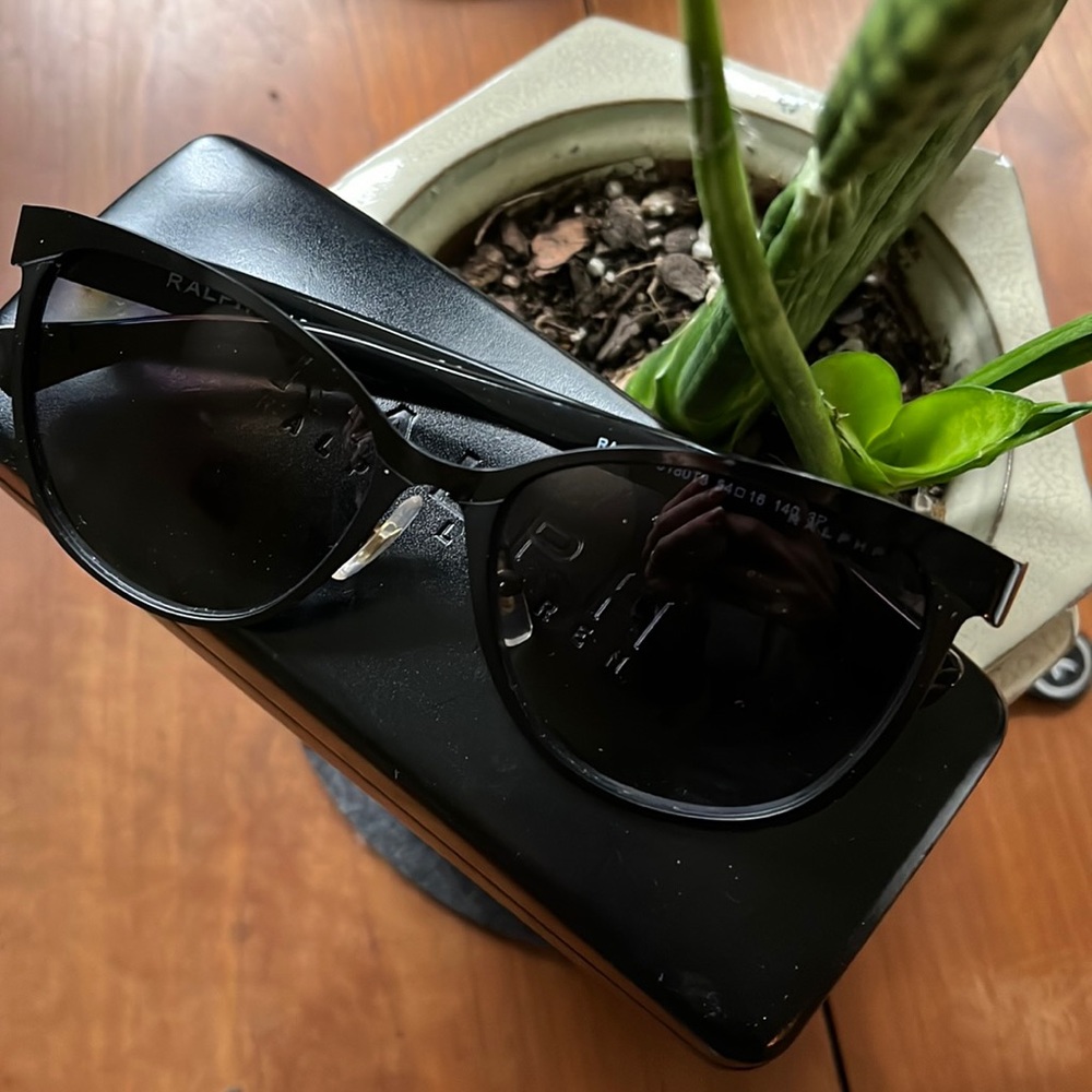 Ralph by Ralph Lauren matte and shiny black sunnies